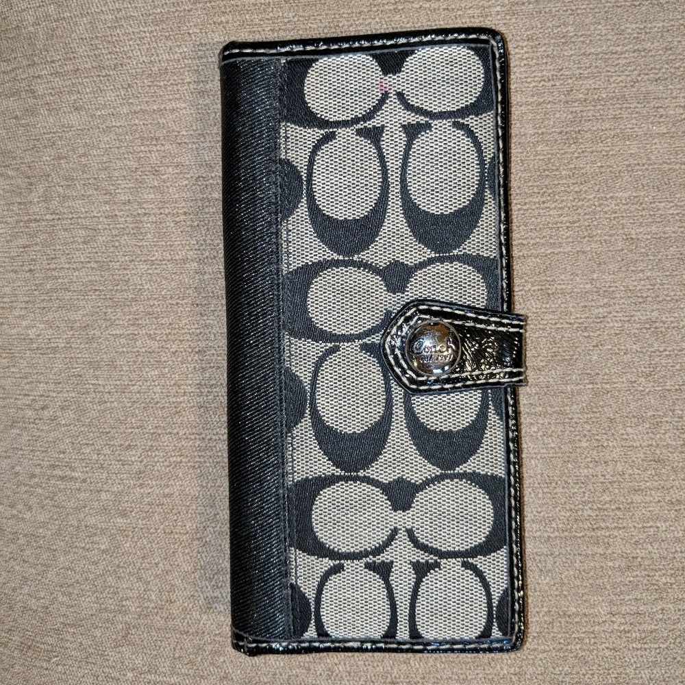 Coach wallet